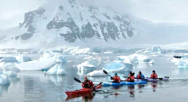 Polar latitudes Antarctic Safaris